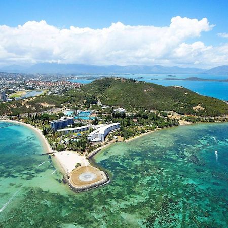 Le Meridien Noumea Resort & Spa Exterior photo