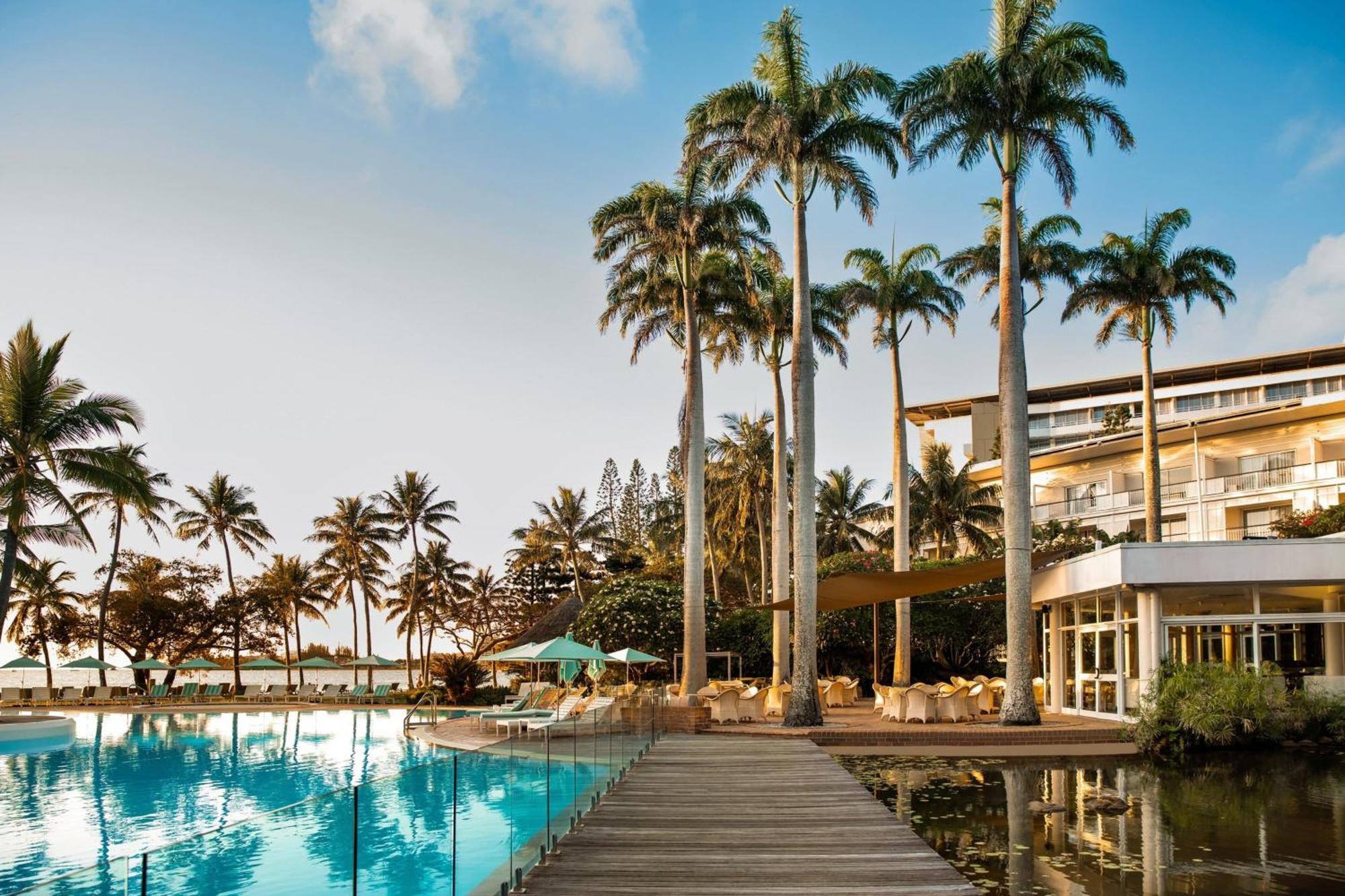 Le Meridien Noumea Resort & Spa Exterior photo