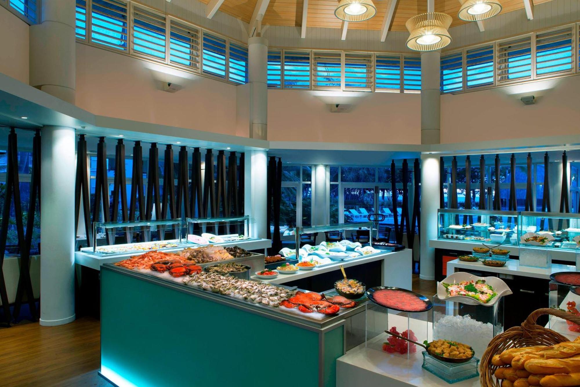 Le Meridien Noumea Resort & Spa Exterior photo