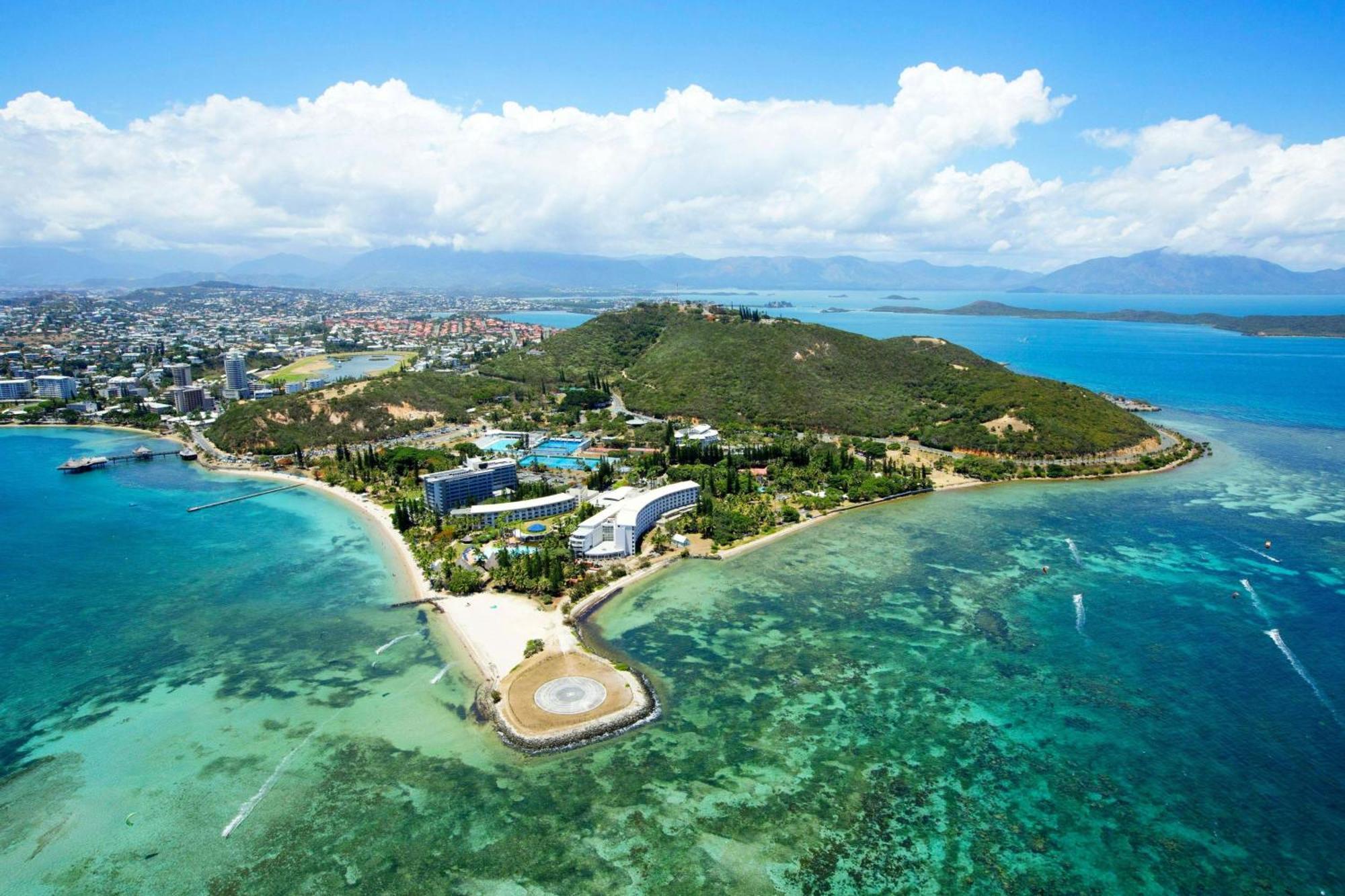 Le Meridien Noumea Resort & Spa Exterior photo